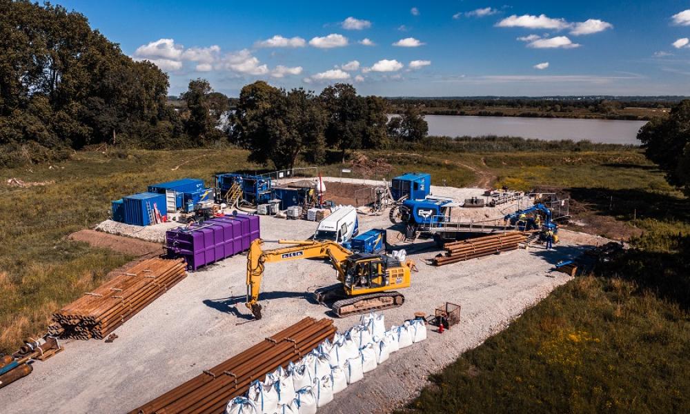 Photo du chantier de forage